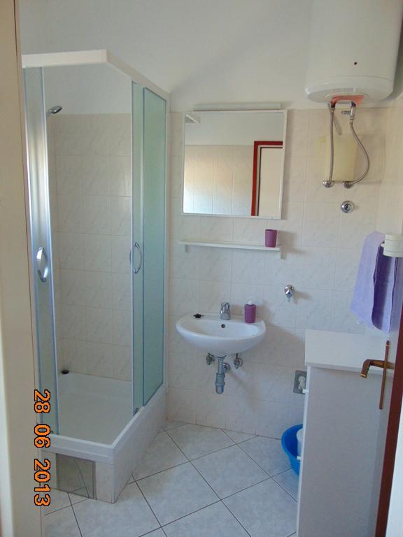 Apartments Borozan Vinisce Room photo